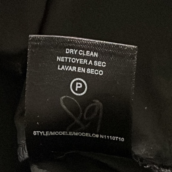 ROBBI & NIKKI SILKY LACE RUFFLED DRESSY TANK TOP BLACK SIZE XS. NEW WITH TAGS. - Picture 9 of 16